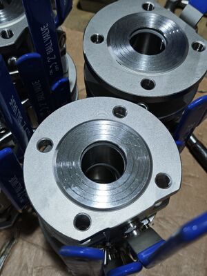 Robinet à boisseau sphérique à bride robuste conçu pour la gestion des flux de pétrole, d'eau, de gaz et de pâte dans diverses industries Robinet à boisseau sphérique italien